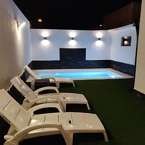 Sunny Paradise, Heater Pool , Corralejo España